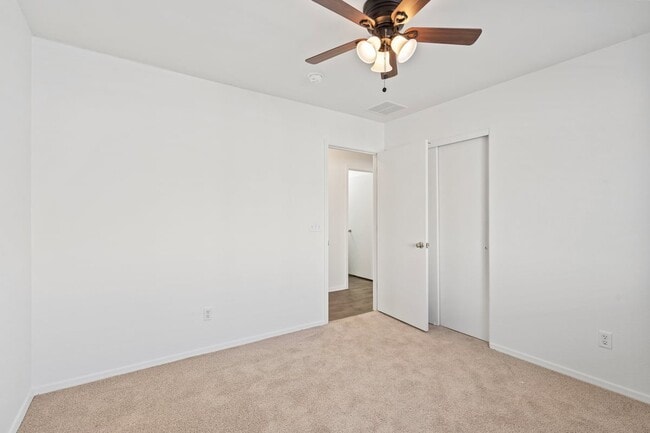 Building Photo - 6653 S Via Vista De Santa Cruz