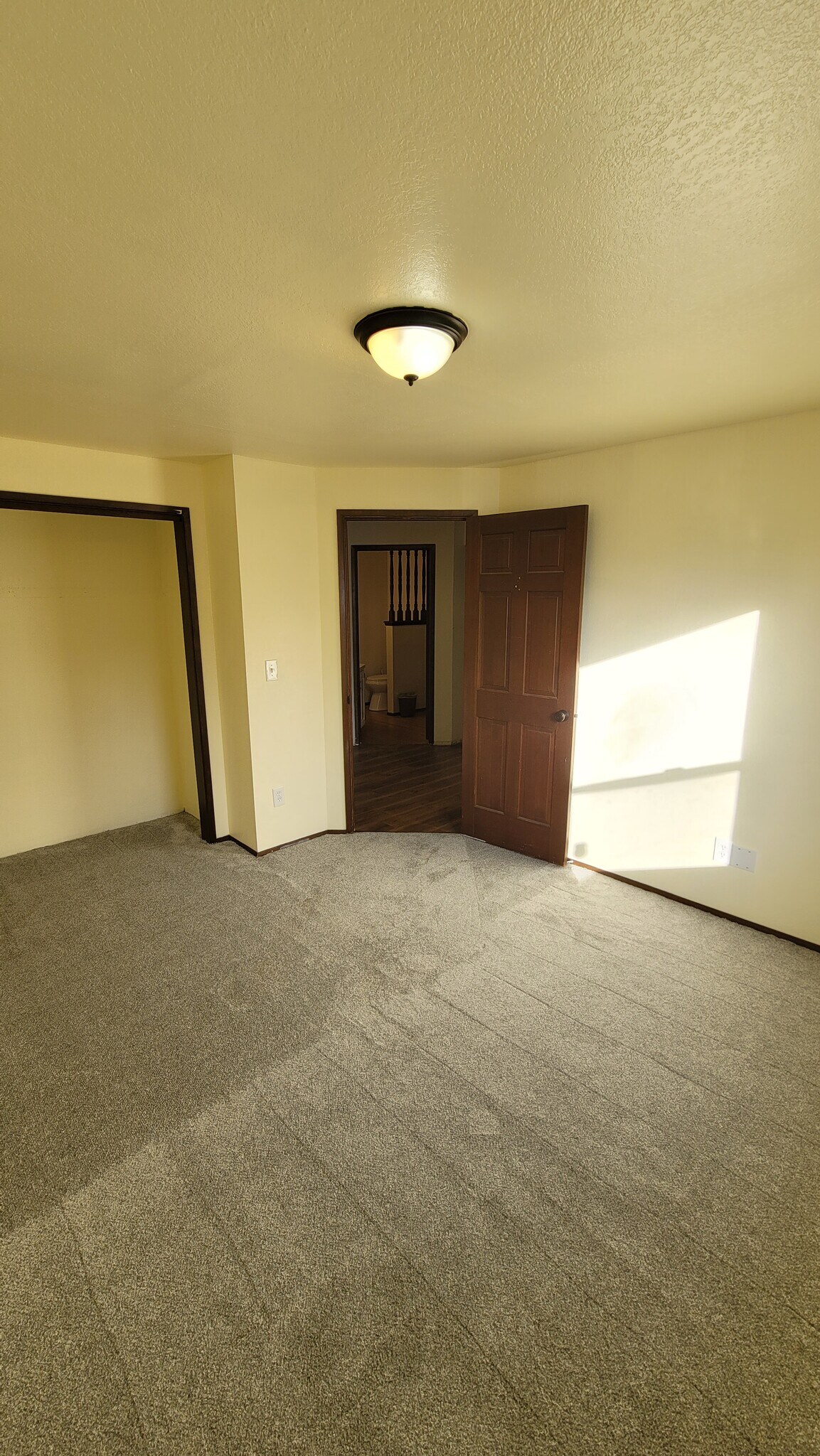 Upstairs Room 3 - 9905 157th St E