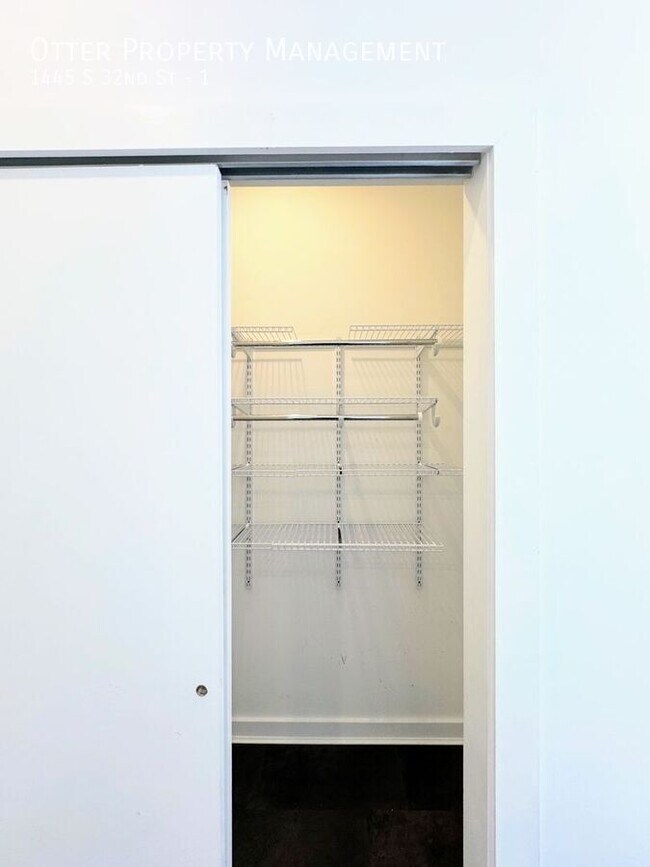 Building Photo - 1445 S 32nd St