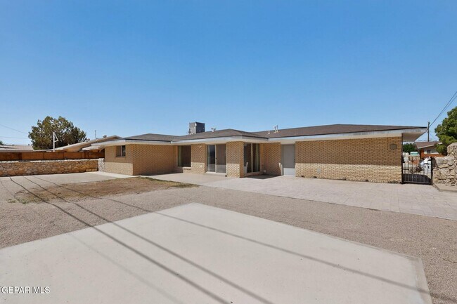 Building Photo - 3202 Killkenny St