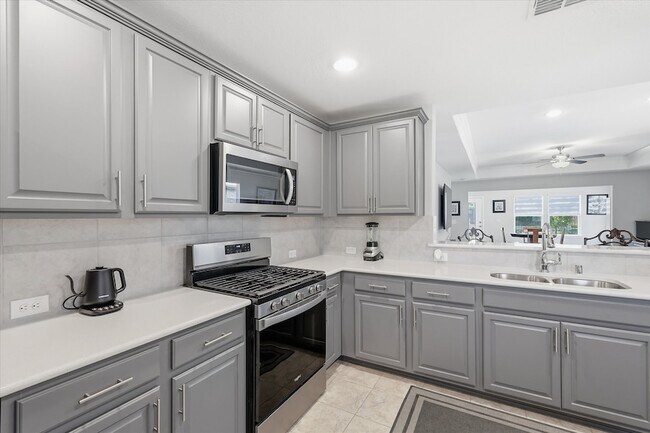 Building Photo - 1256 Eagle Ln