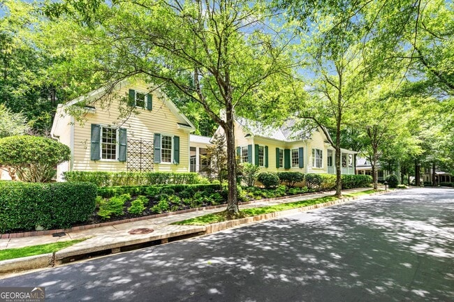 Building Photo - 125 N Cove Dr