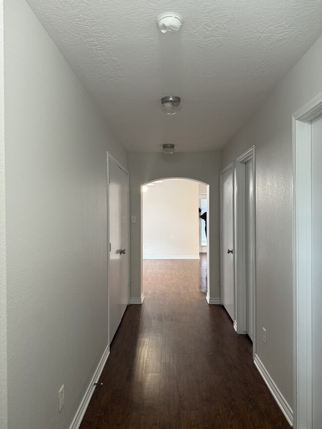 Building Photo - 4039 Southern Trace Dr