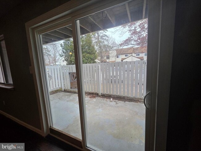 Building Photo - 2515 Cottonwood Ct