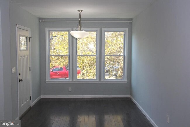 Building Photo - 5063 Whitaker Ave