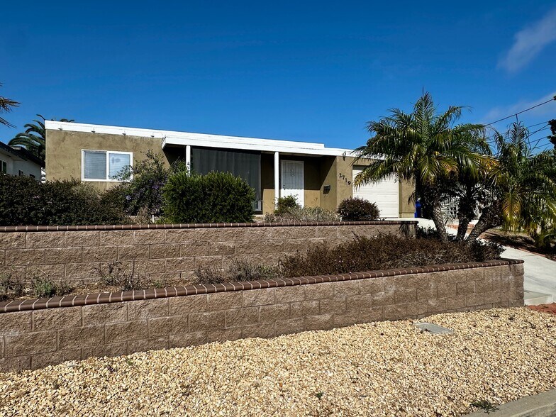 Building Photo - 2719 Grandview St