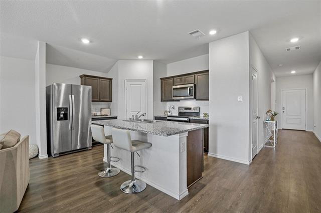 Building Photo - 3000 Buttonbush Dr