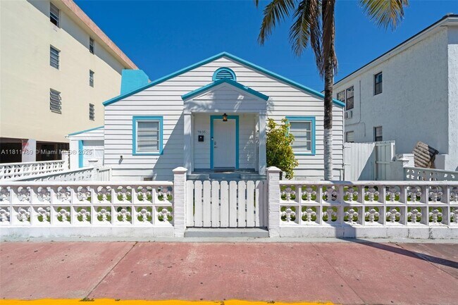 Primary Photo - 7835 Harding Ave