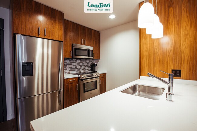 Building Photo - 225 S Grand Ave