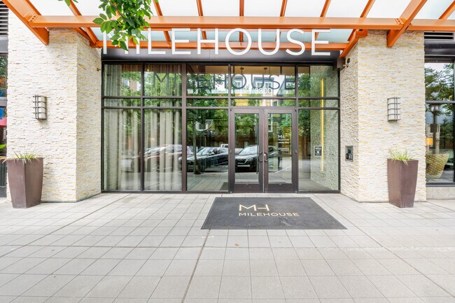 Building Photo - 8300 160th Ave NE