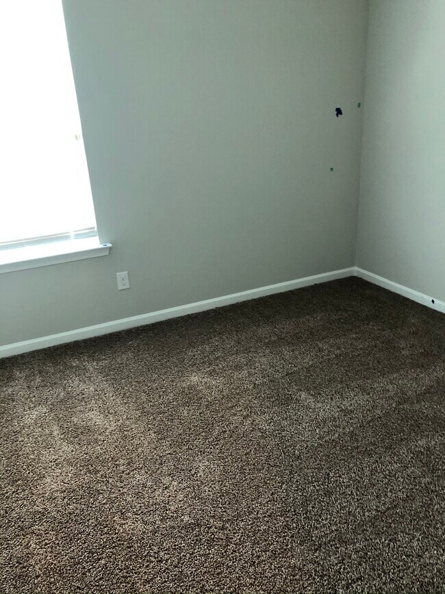 Building Photo - 2026 Spring Trails Bend