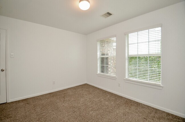 Building Photo - 21723 Britton Hill Way