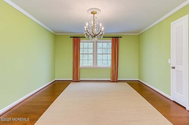 Building Photo - 19 Monterey Dr