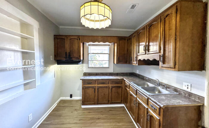 Building Photo - 1509 44th St Ensley