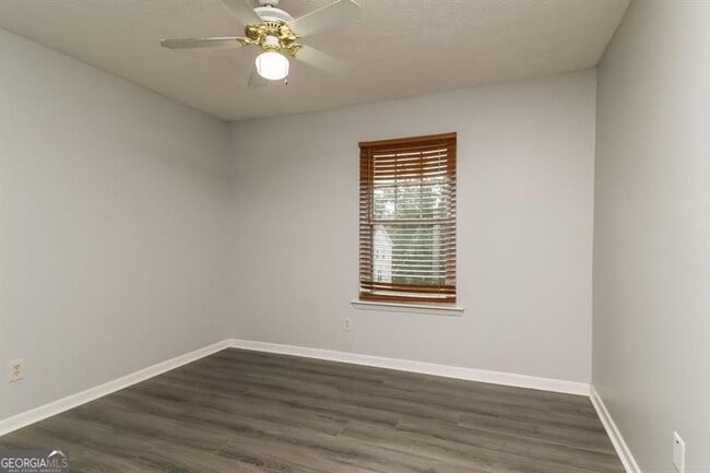 Building Photo - 3815 Landgraf Cove
