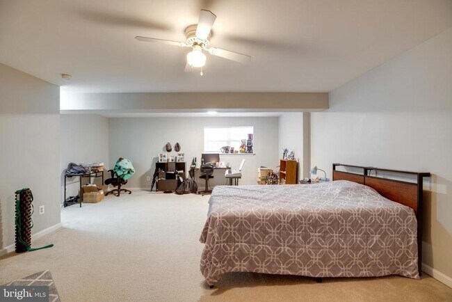 Building Photo - 6808 Compton Valley Pl