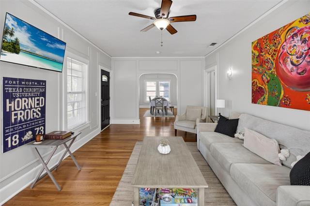 Building Photo - 3315 Rogers Ave