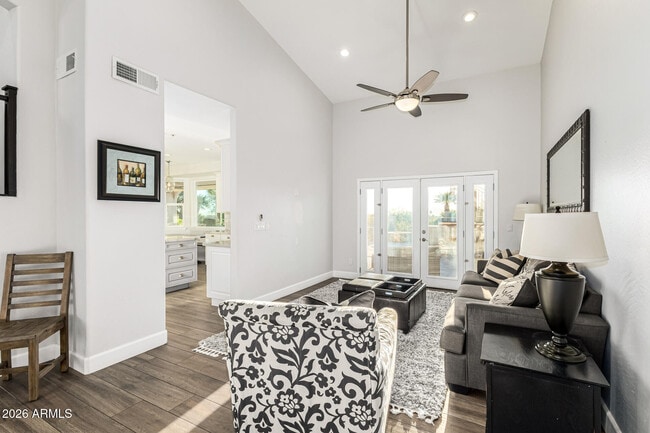 Building Photo - 11900 N 114th Way