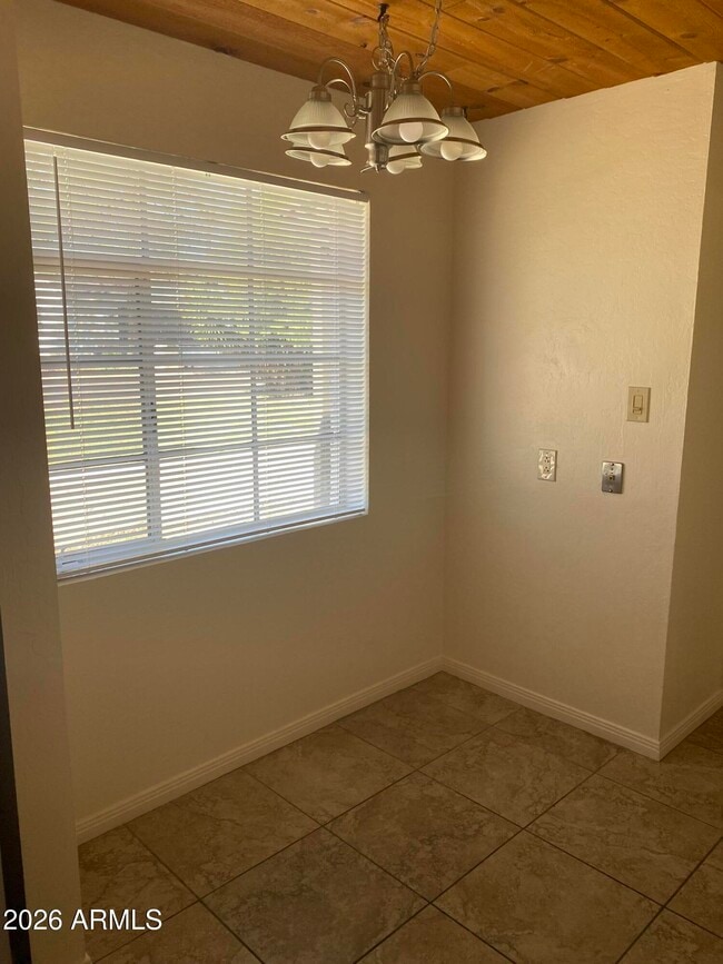 Building Photo - 3207 E Medlock Dr