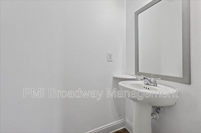 Building Photo - 1264 Black Oak Cir