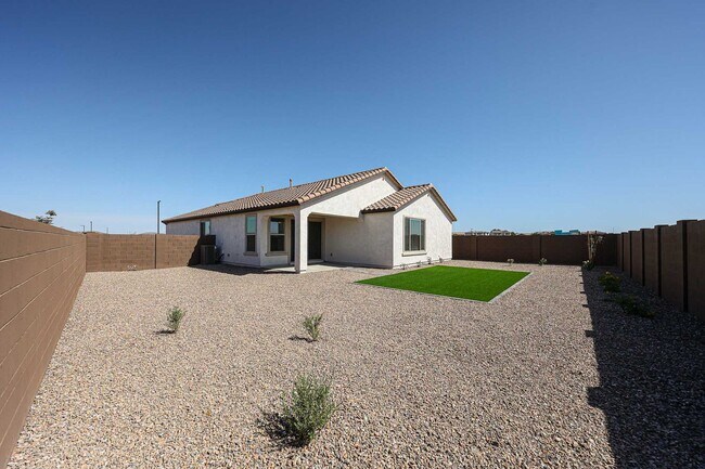 Building Photo - Never lived in 4 bedroom home in Asante Community