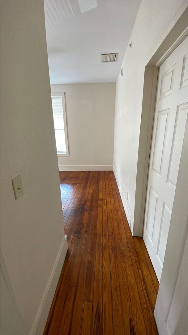 Building Photo - Spacious 2/2 Apartment in Heart of Umatilla!