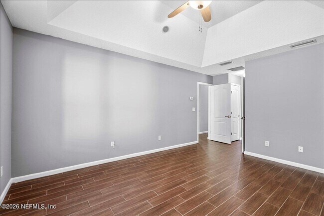 Building Photo - 8871 Canopy Oaks Dr