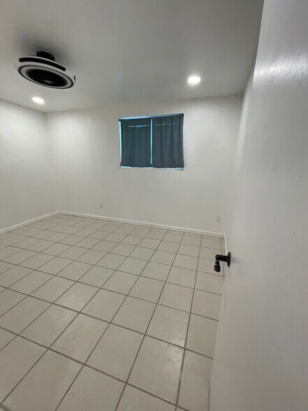 Building Photo - 3757 S Grady Pl