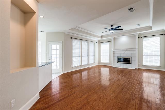 Building Photo - 7905 Pirates Cove Dr