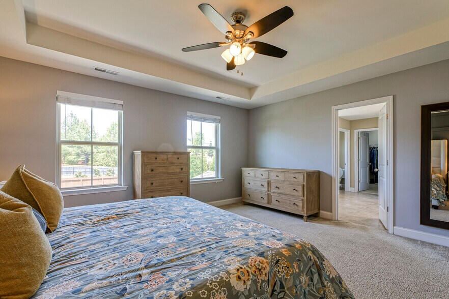 Building Photo - 1608 Cascade Falls Ln