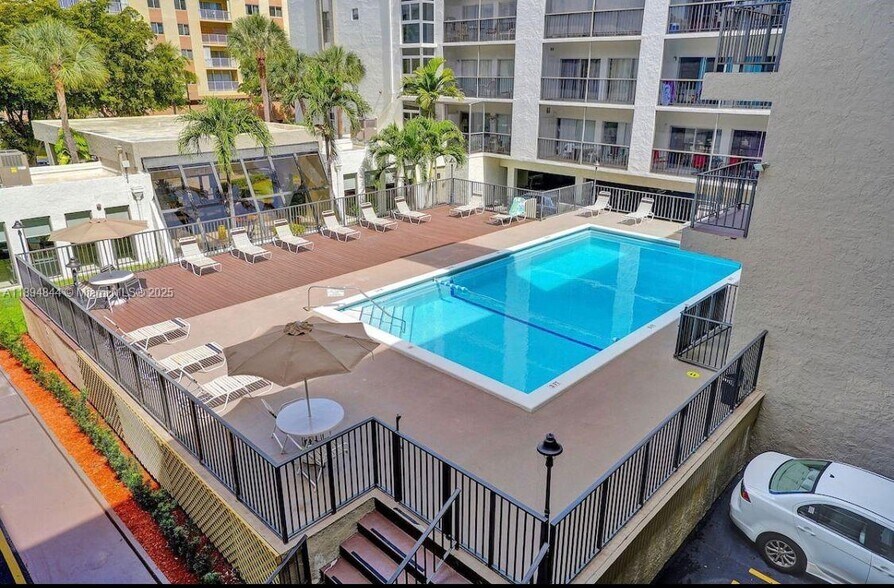 Building Photo - 201 178th Dr