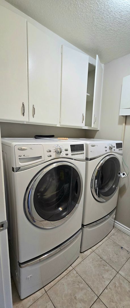 Building Photo - Beautiful upgraded condo in Thousand Oaks!