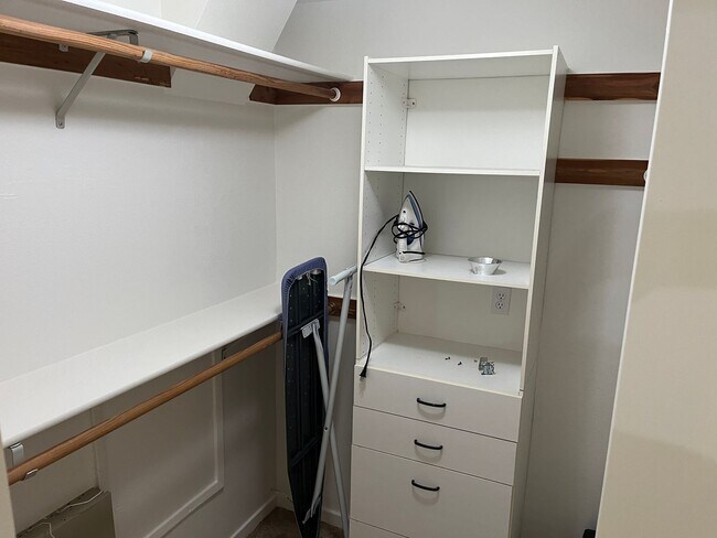 Building Photo - NEW YEAR NEW HOME! Amazing North Bay Oasis in coveted area of East Santa Rosa w/outdoor pool and ...