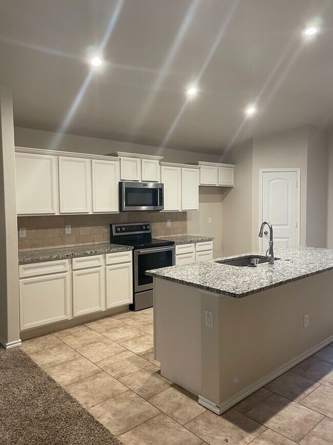 Building Photo - Available Now! Bell Farms - Cooper District!