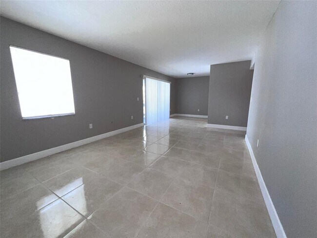 Building Photo - 4711 S Texas Ave