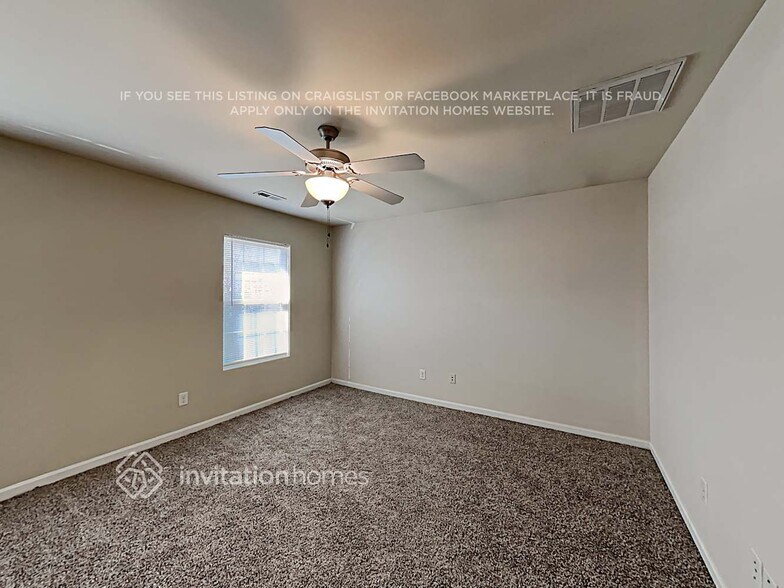 Building Photo - 1330 Cadre Cir