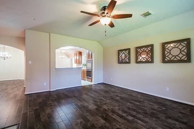 Building Photo - 23 Heron Hollow Ct