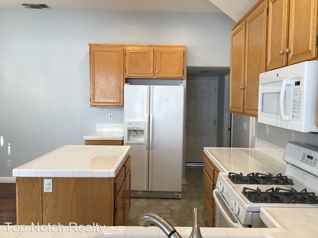 Building Photo - 3 br, 2.5 bath House - 11410 Miro Circle