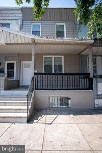 Building Photo - Large 3 bedroom with powder room on 1st fl