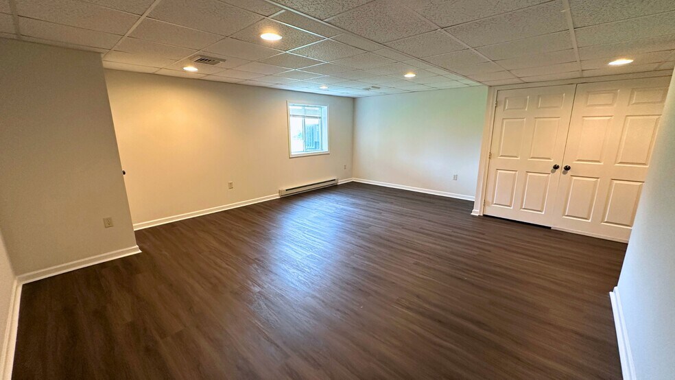 Building Photo - 210 Mount Olive Ln