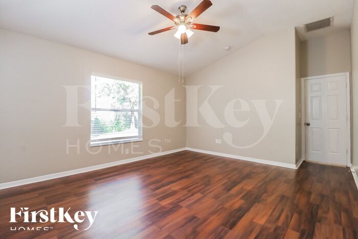 Building Photo - 31421 Glendalough Way