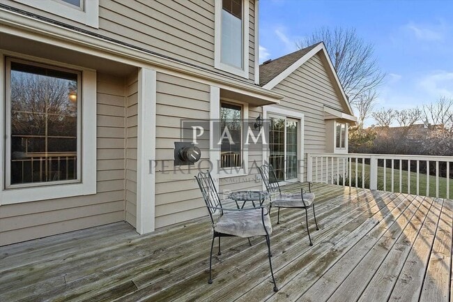 Building Photo - 3209 S Ridge Crest Ct