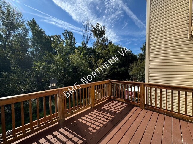 Building Photo - 7343 Rokeby Dr