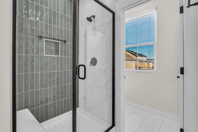 Building Photo - Charming New Build