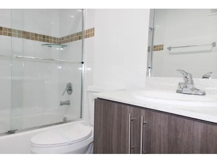 Building Photo - 1337 W 49th Pl