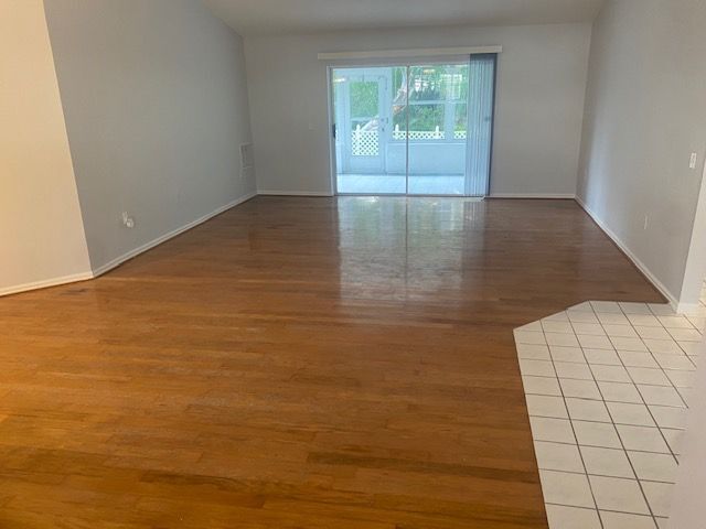 Building Photo - 7050 Woodibis Dr
