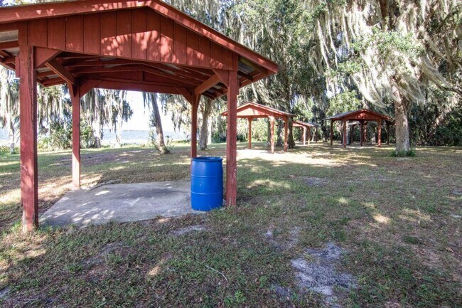 Building Photo - 713 Lake Marion Golf Resort