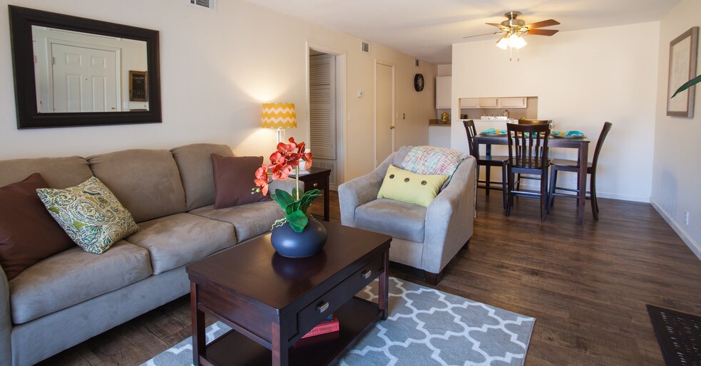 Courtyard Apartments at Cordova 4805 N 9th Ave Pensacola FL 32503