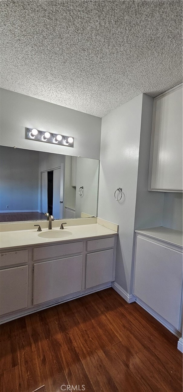 Building Photo - 8150 Loren Ln