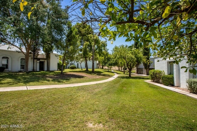 Building Photo - 13238 N 3rd Way